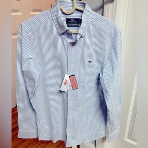 Brand NWT Vineyard vines, classic fit Striped Oxford whale shirt, coastline